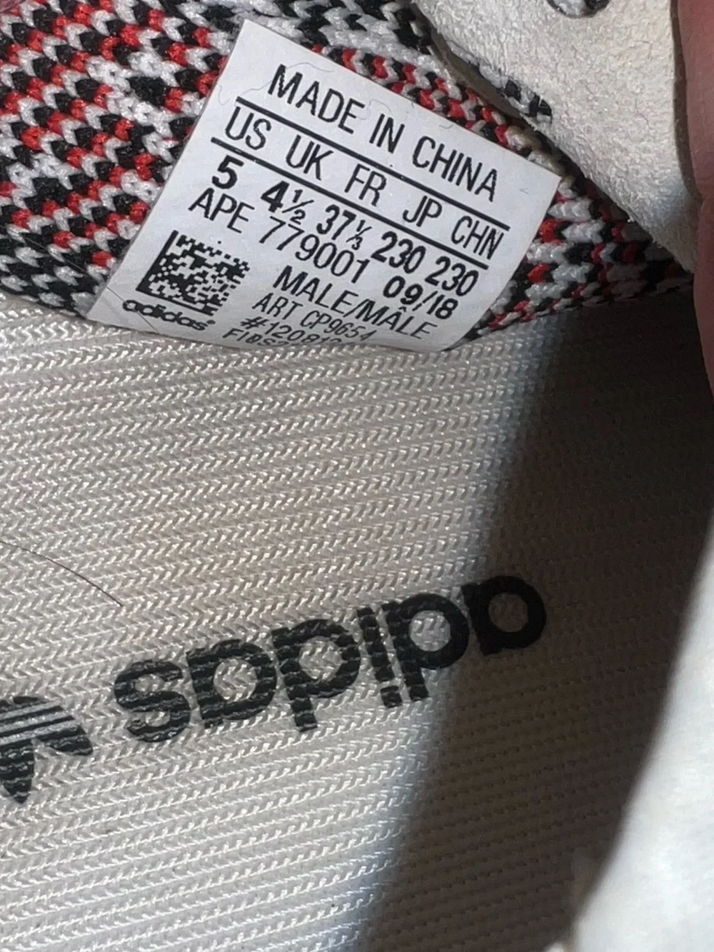 adidas Yeezy Boost 350 V2 Zebra CP9654 Men’s Size 5/Women’s Size 7